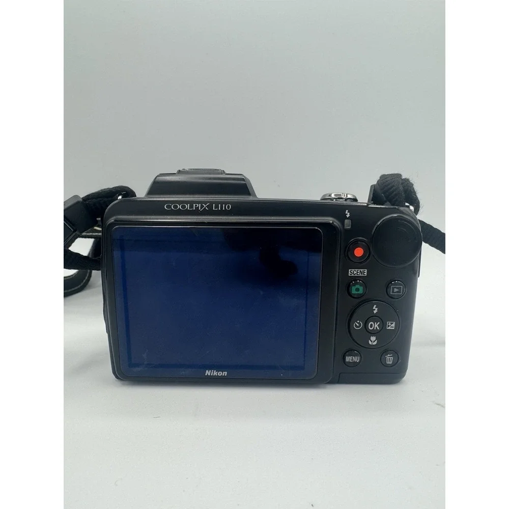 Nikon COOLPIX L110 12.0MP Digital Camera 15x Optical Zoom Black Tested/Working